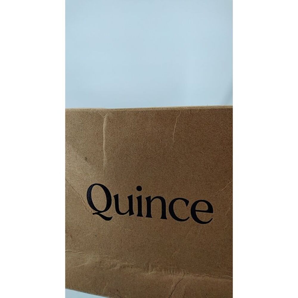 Quince Biodegradable Iphone Case Red 14 Plus - Picture 3 of 3